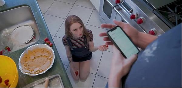  Teen babe Madi Collins loves cakes,and when she found out that Michael was trying to make one she just cant help it but to come over and have a taste